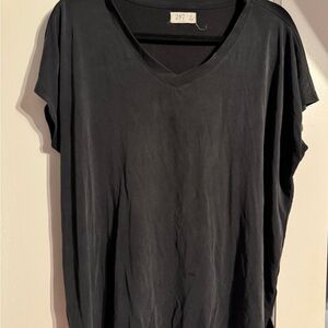 Maurices Charcoal V-Neck Short Sleeve Tee